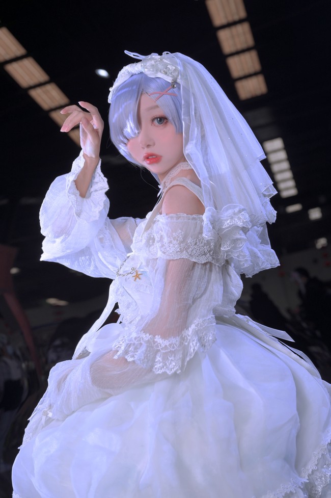 从零开始的异世界生活蕾姆花嫁cosplay