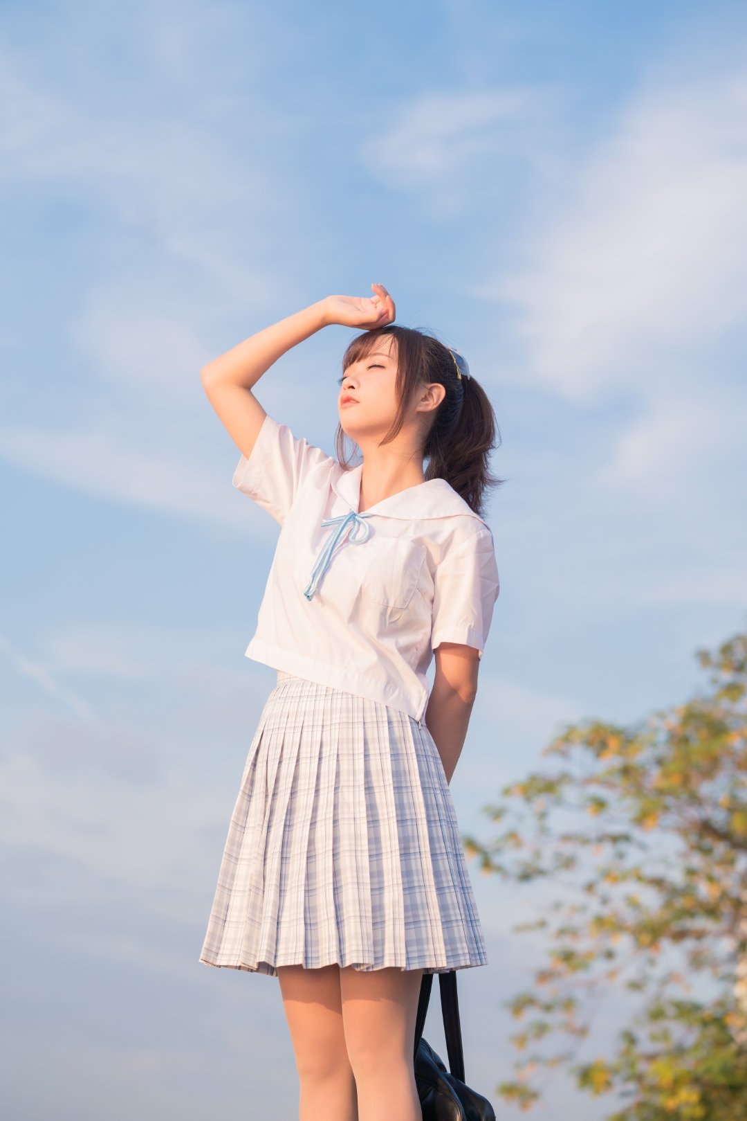 美腿马尾百褶裙投个五焦行不行