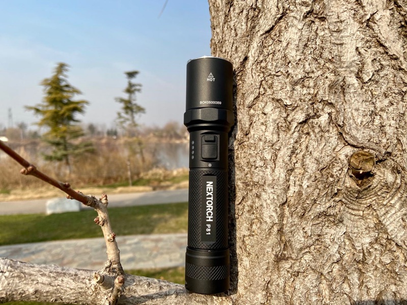 经典持续升级纳丽德p81高亮强光手电