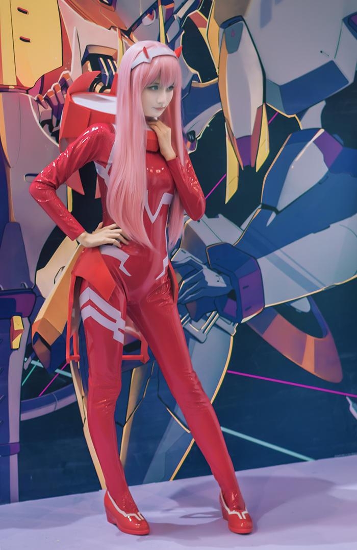 cos《darling in the franxx》02小姐姐,性感紧身衣,可爱美少女