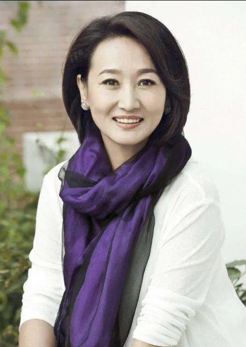 腾格尔:女儿6岁病逝,"嗜酒如命"挥霍五六百万,40岁无房无车