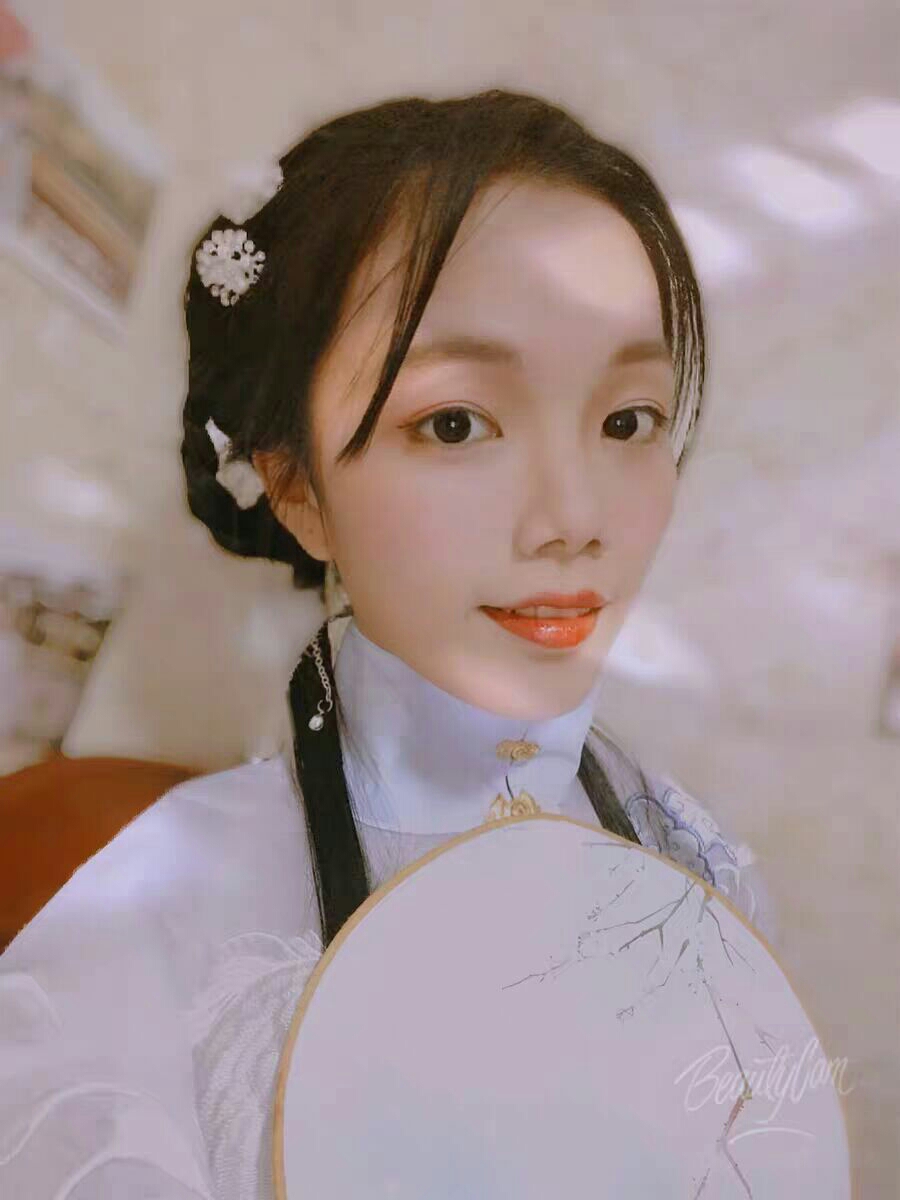 一日女友单纯想秀秀