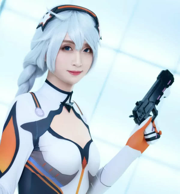 【cos】琪亚娜 - acfun弹幕视频网 - 认真你就输啦 (?ω?)ノ- ( ゜- 