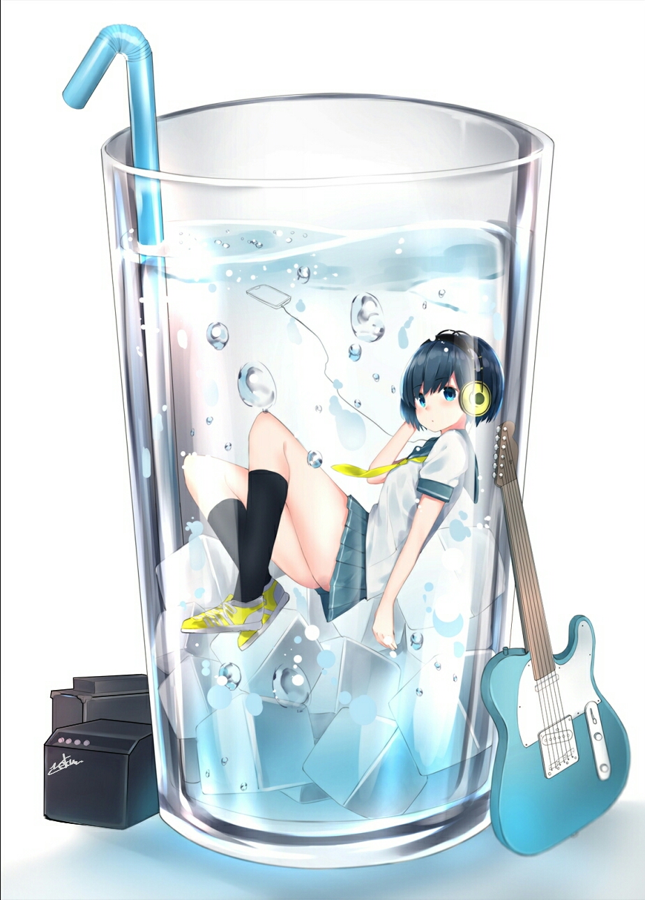 高清壁纸杯中少女