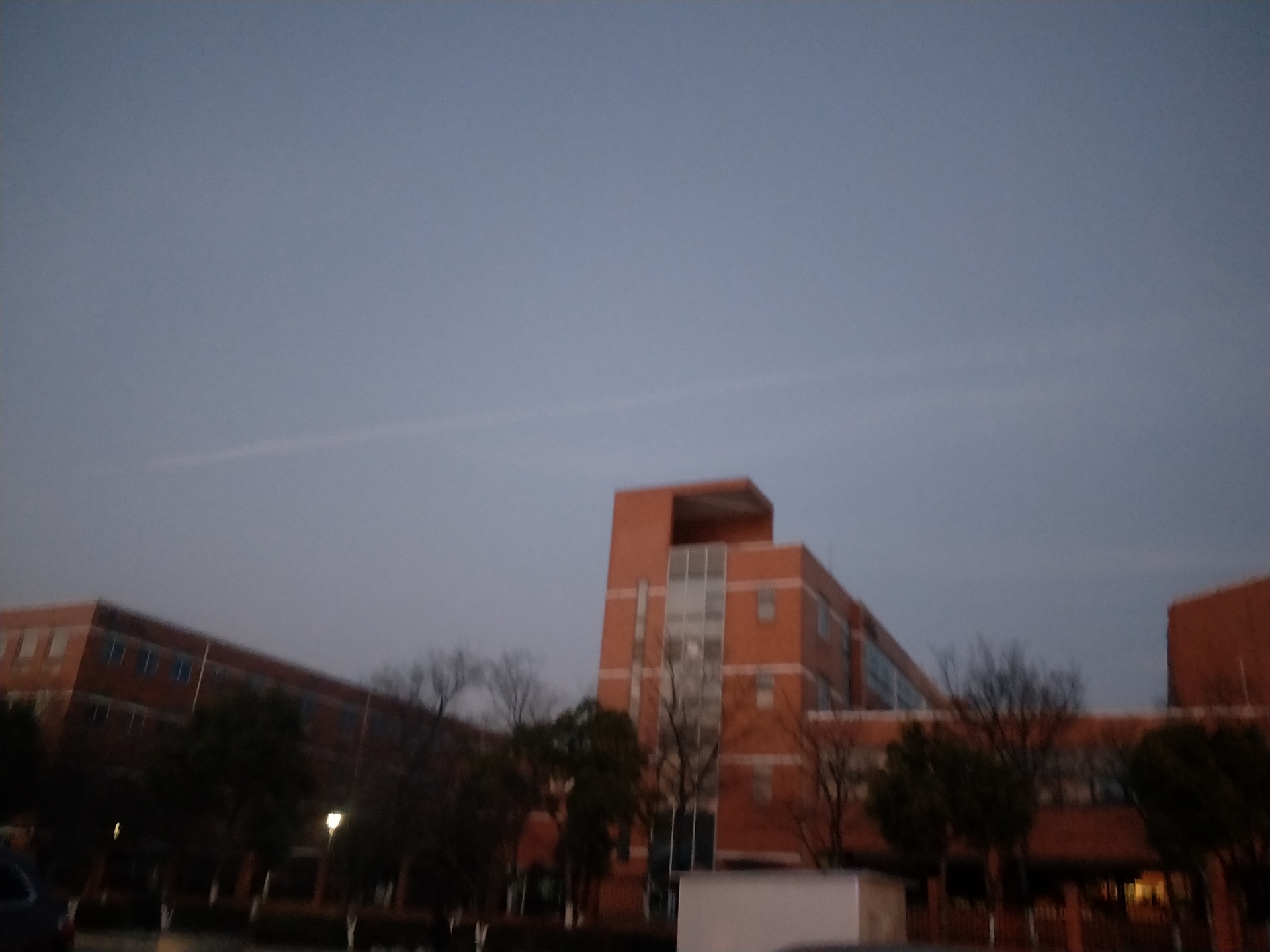 你喜欢拍天空吗 想看看你那边的天空