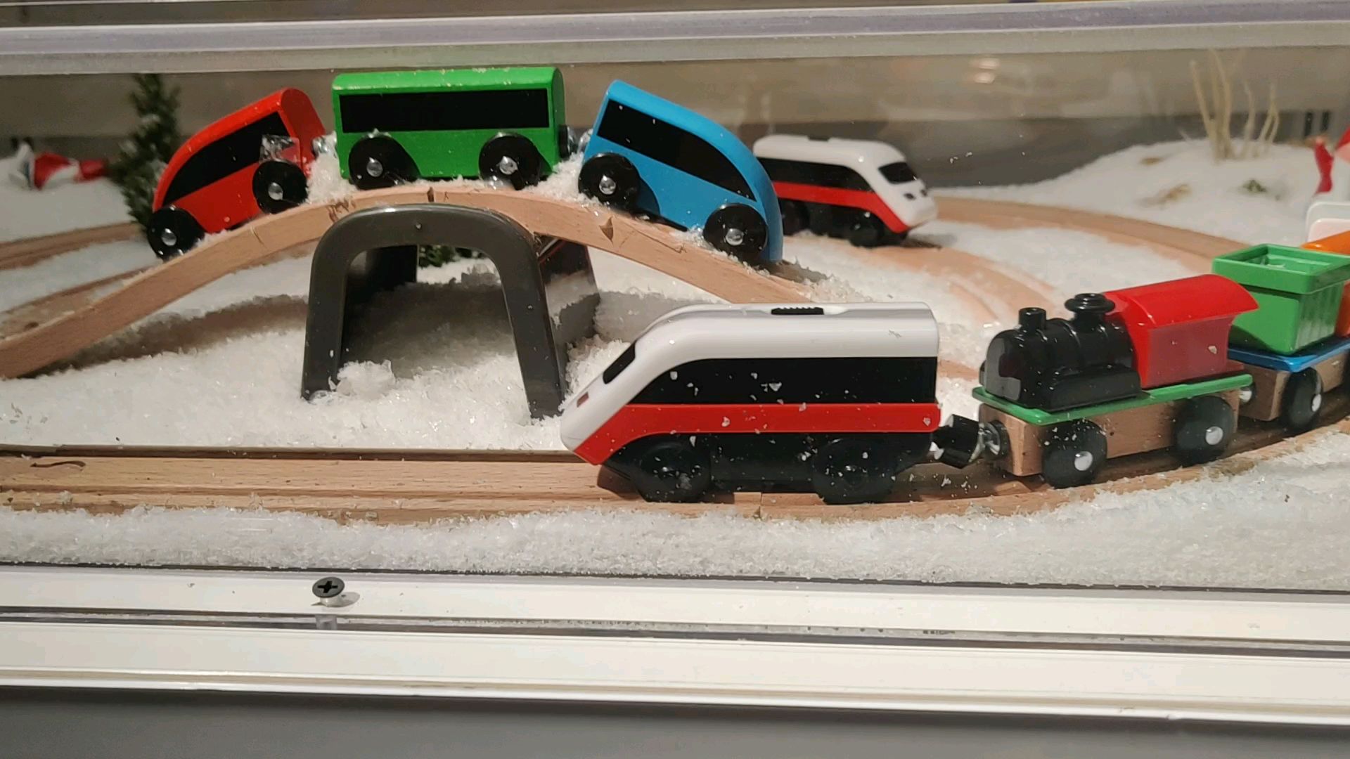 圣诞节时候在宜家看到的小火车()