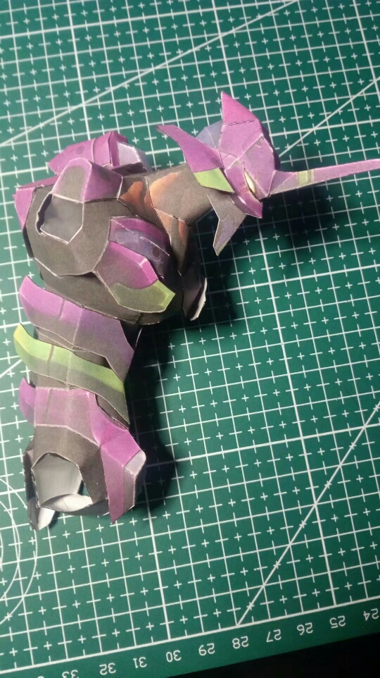 纸模型 eva初号机