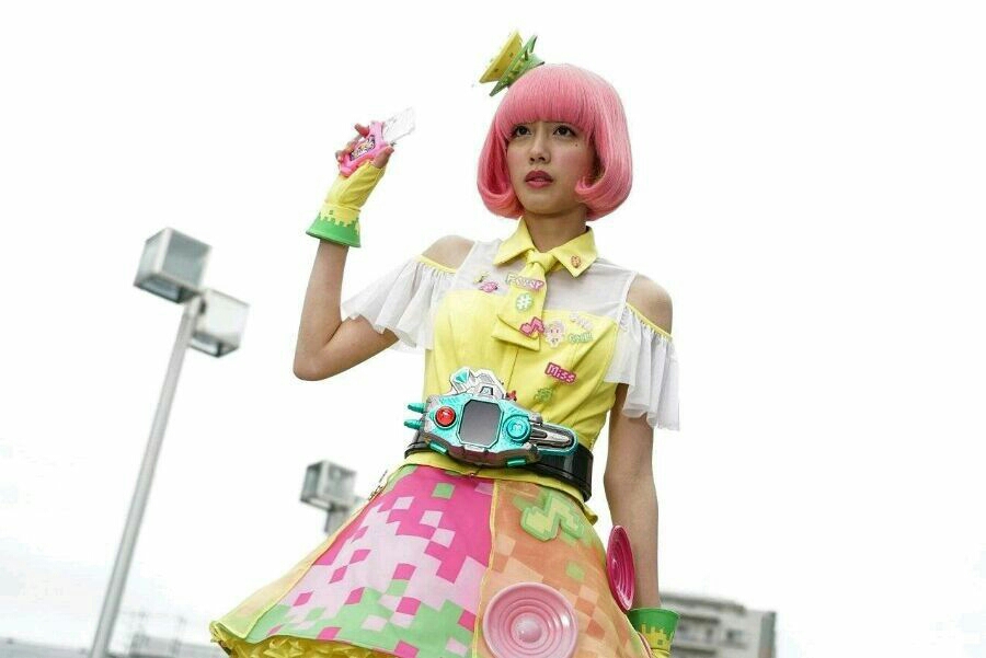 《假面骑士cos系列》 假面骑士poppy & 伊兹 - acfun弹幕视频网