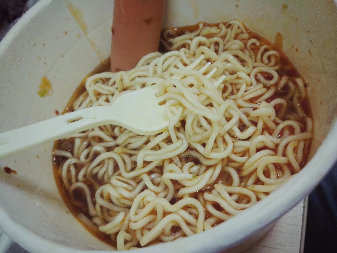 游戏和现实的区别ರ ರ