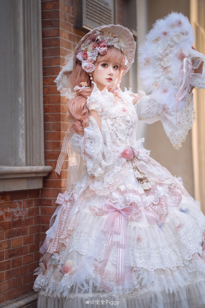 小姐姐合集jk白丝洛丽塔cos汉服玉女香肩骗焦一天