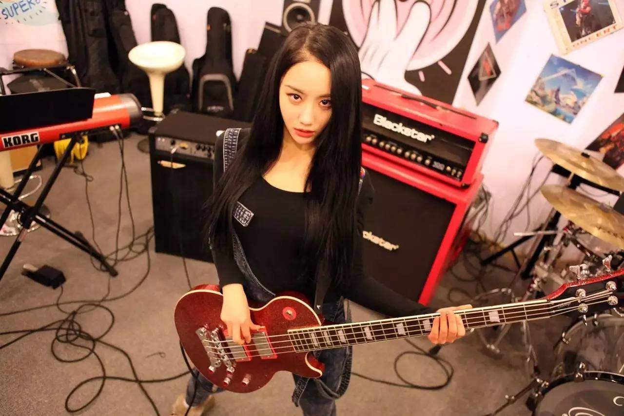 架子鼓女神雅妍