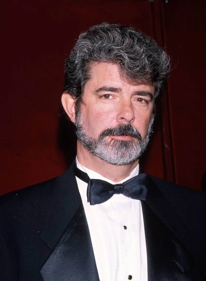 14出生地:美国,加利福尼亚,莫德斯托更多中文名:佐治鲁卡斯更多外文名