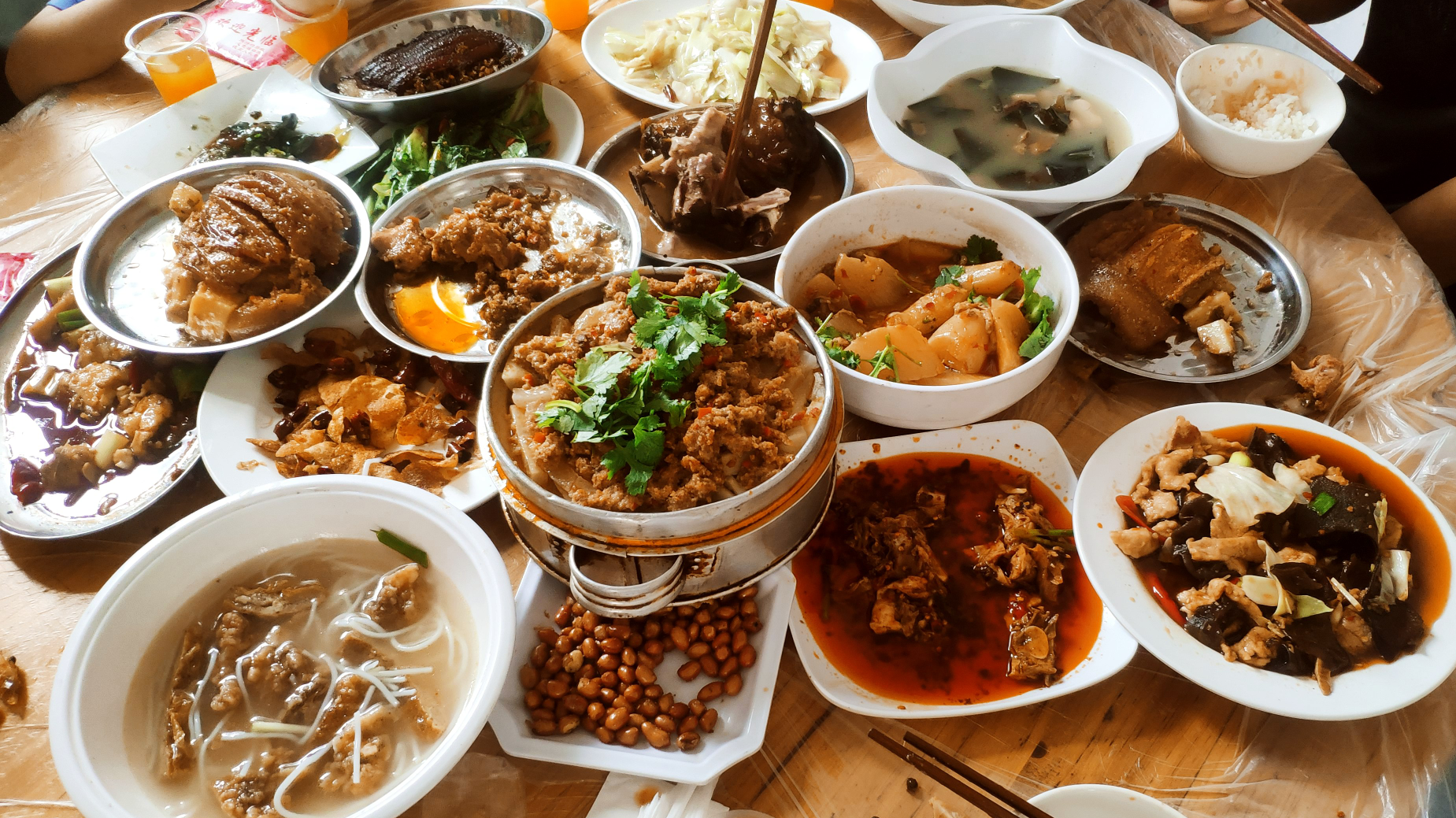 农村百家宴制作过程视频流出