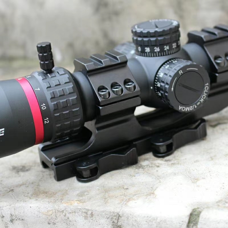 突击者312短瞄准镜