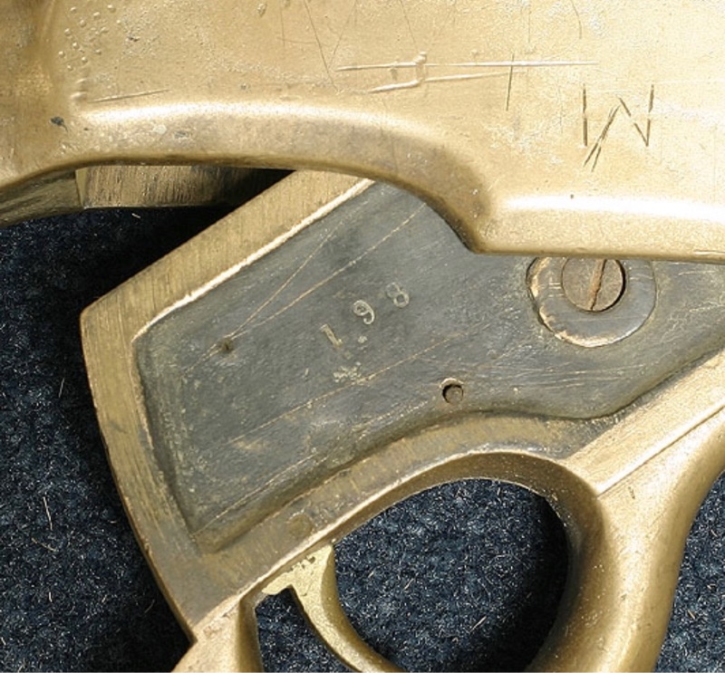 爆炸鱼叉枪皮尔斯艾格斯抵肩枪