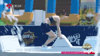 美女老师来闯关,真是飒爽英姿!