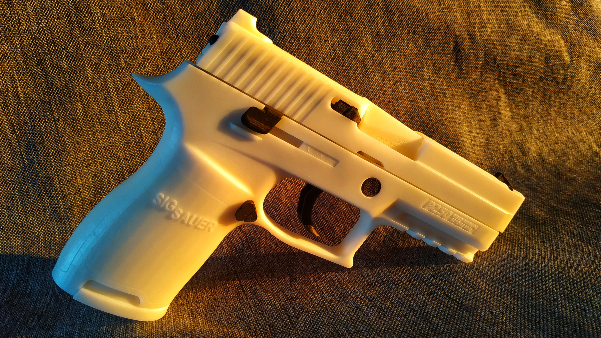 sig p250纯双动半自动手枪——3d打印不可发射树脂模型