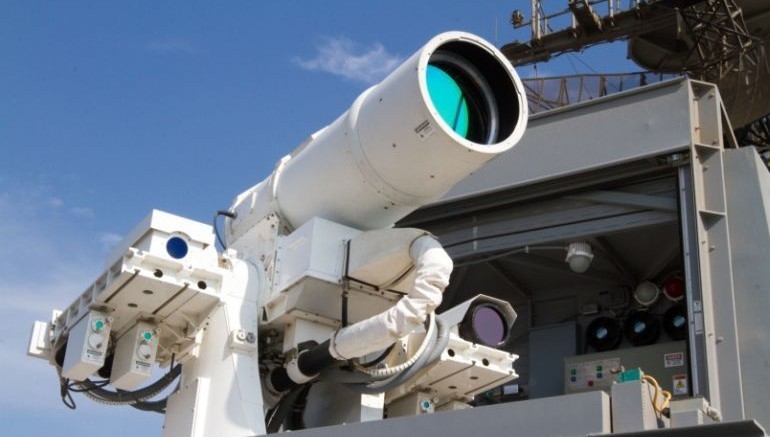 激光炮能打多远?怎样瞄准?