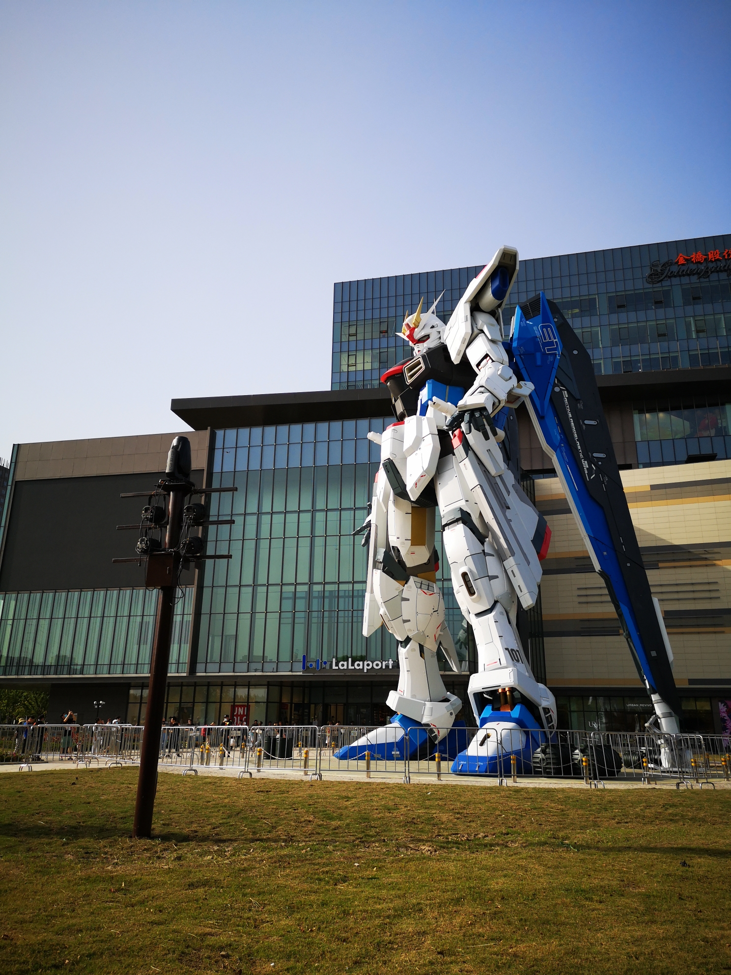 高达蕉流金桥高达基地半日游