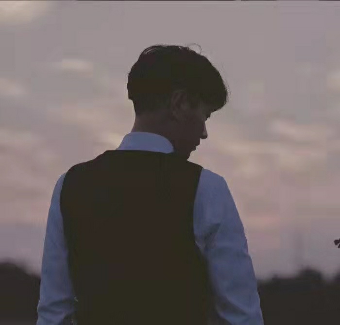 亲友们女朋友想换情侣头像直男求救