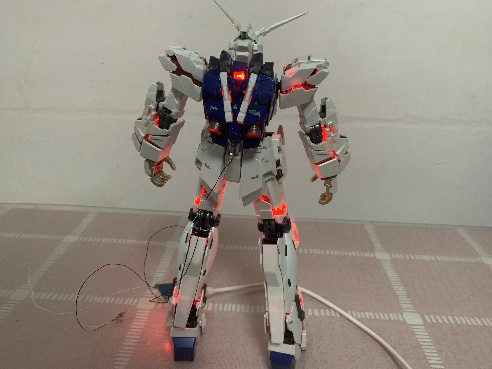 国产高达模型大班ova独角兽加灯