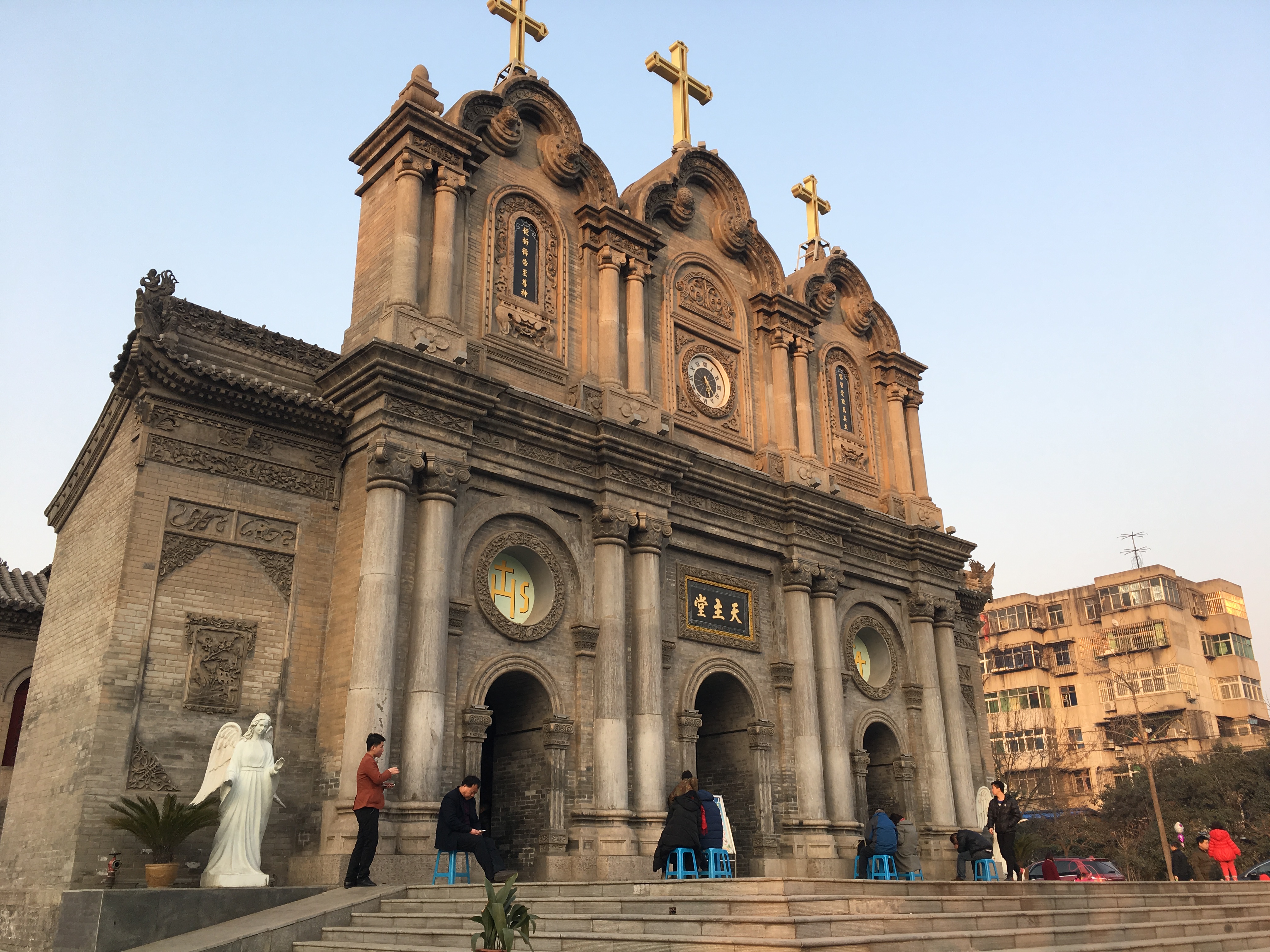 【城中慢步】-五星街教堂 - acfun弹幕视频网 - 认真你就输啦 (?ω?