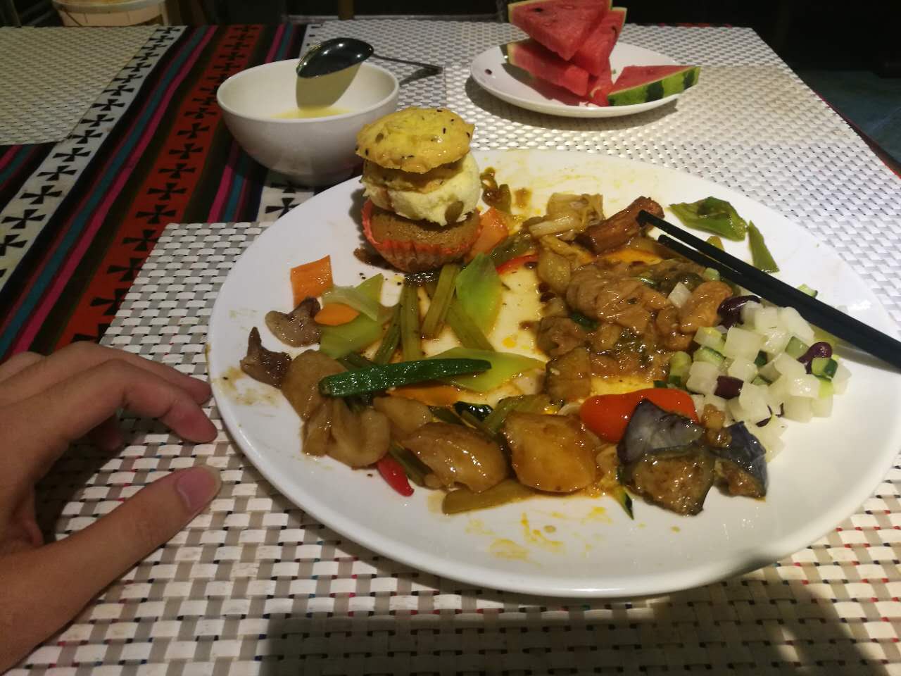 【孤独的美食acer】一个人吃自助餐