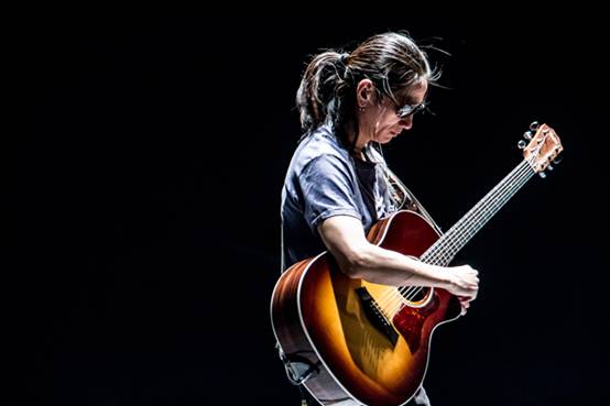 酷玩实验室×高旗 李健:坚持做自己,不去讨生活,生活有时候会讨好你