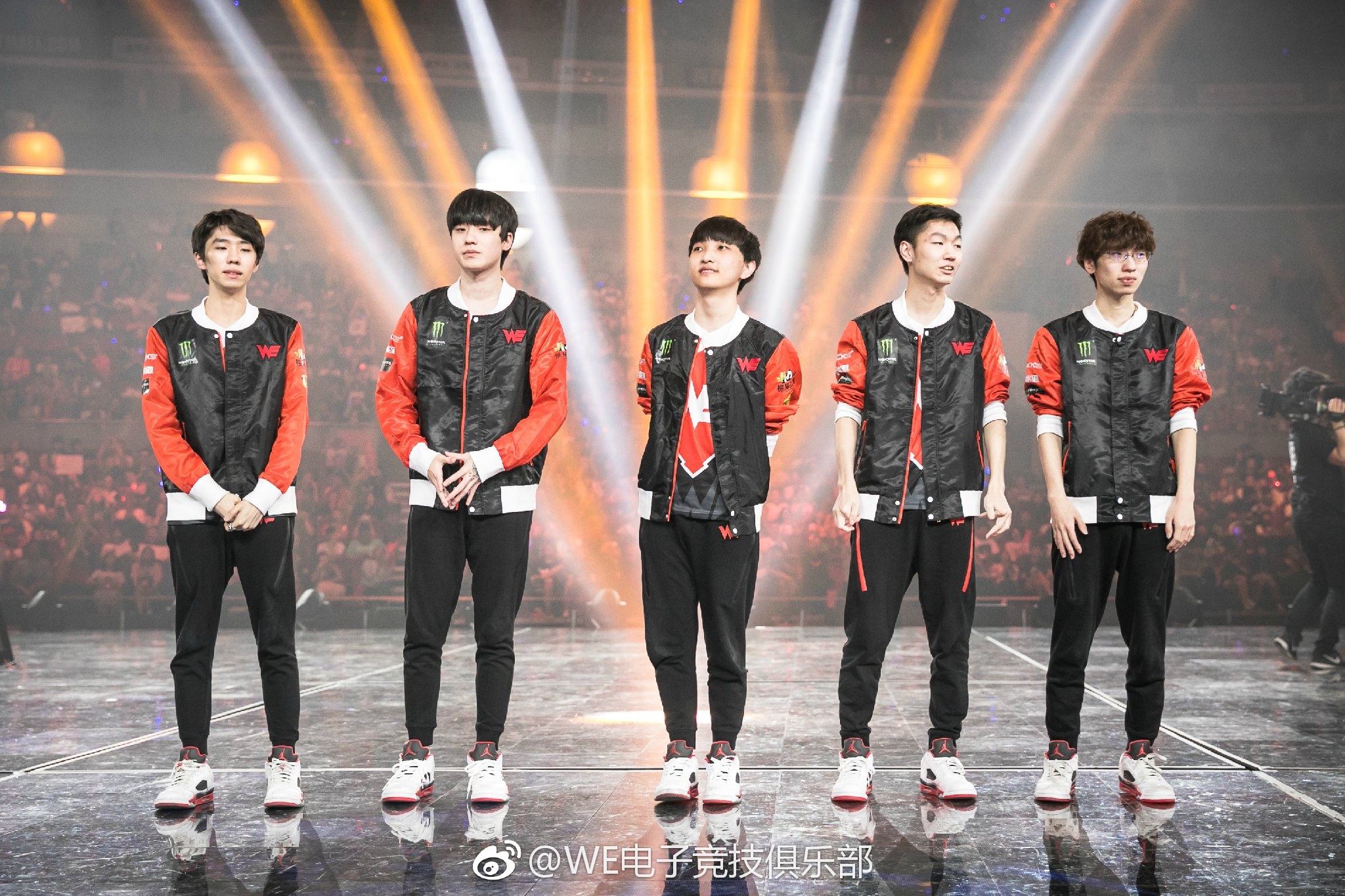 英雄联盟s7世界总决赛we三战全胜挺近八强