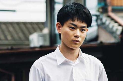 校对女孩河野悦子告诉我办公室里就这么穿