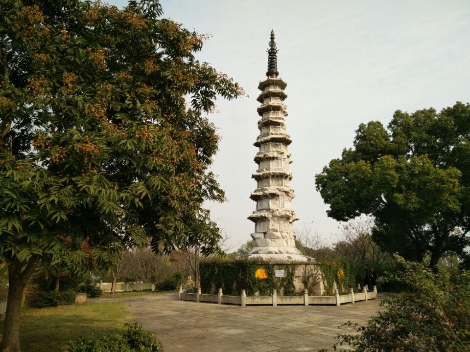 烟峙吴山,雾锁西湖—交织在历史与现实之中的杭州3