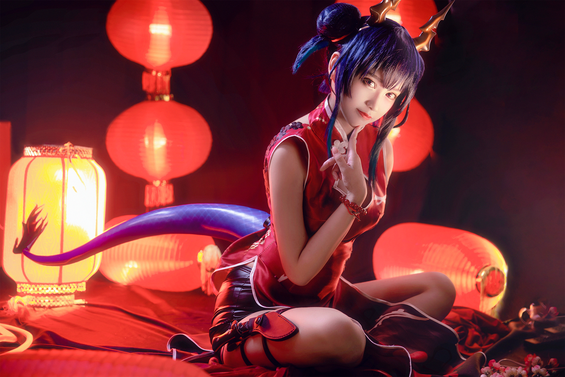 大红灯笼高高挂明日方舟龙门近卫陈旗袍cos