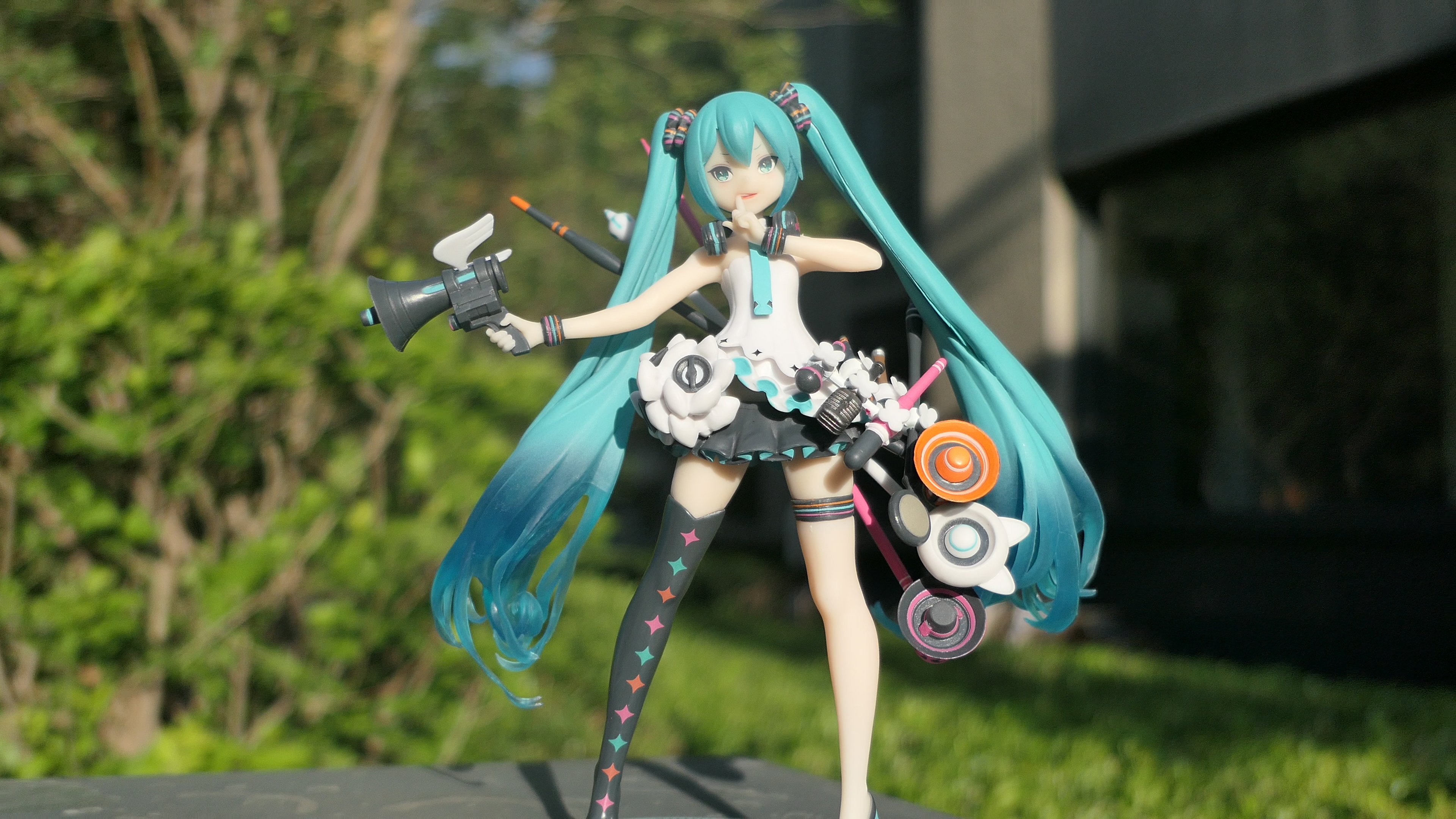 【手办】taito 初音未来 黑星红白原画 限定版 入手报告