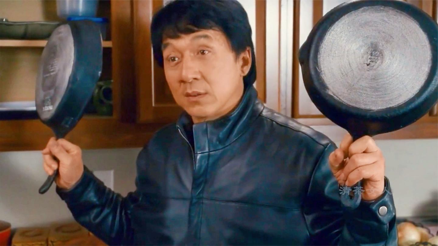 成龙大哥打戏太过瘾了, 干脆利落拳拳到肉, 完美诠释武打功底!