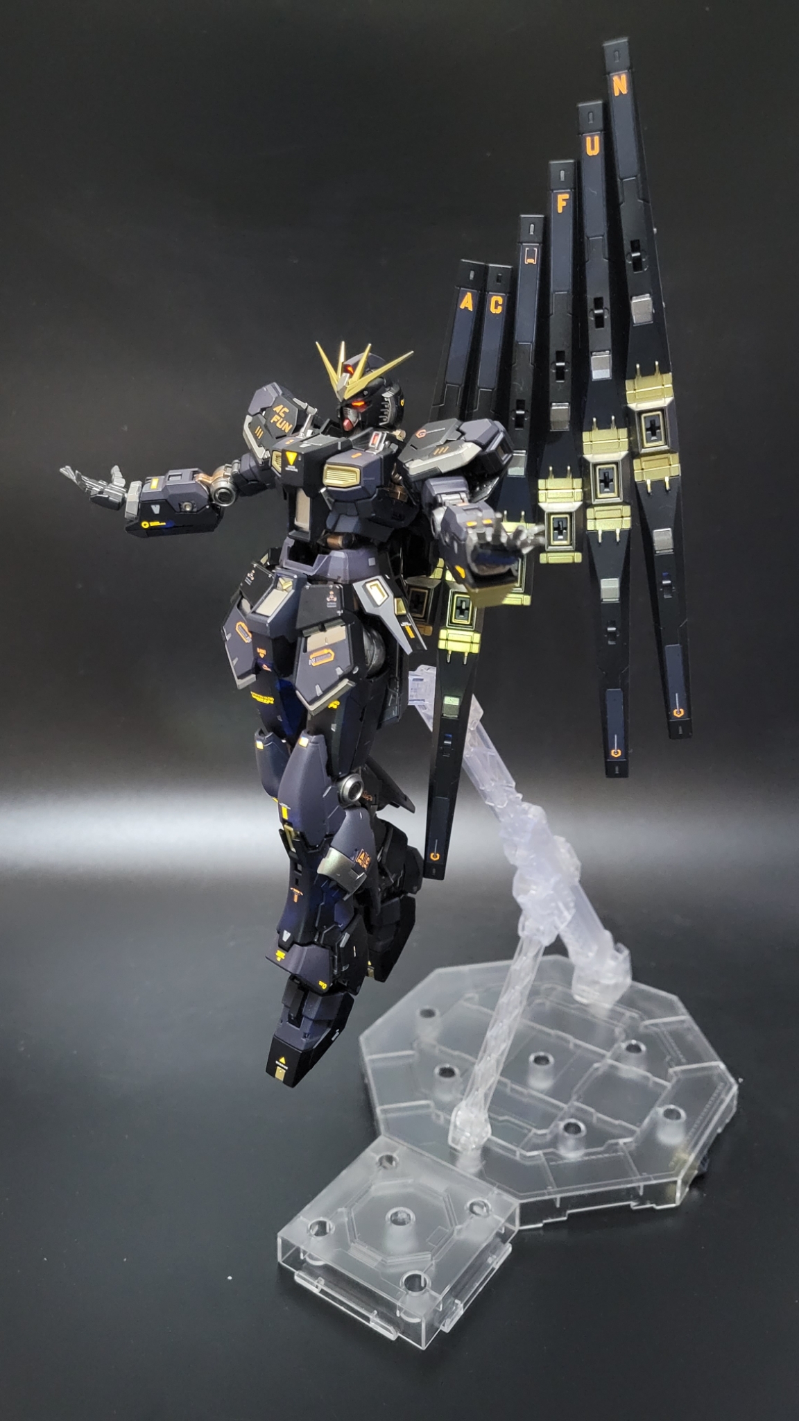 rx-93 νgundam x【acfun】rg牛高达改色-来自新人类的礼物(多图)