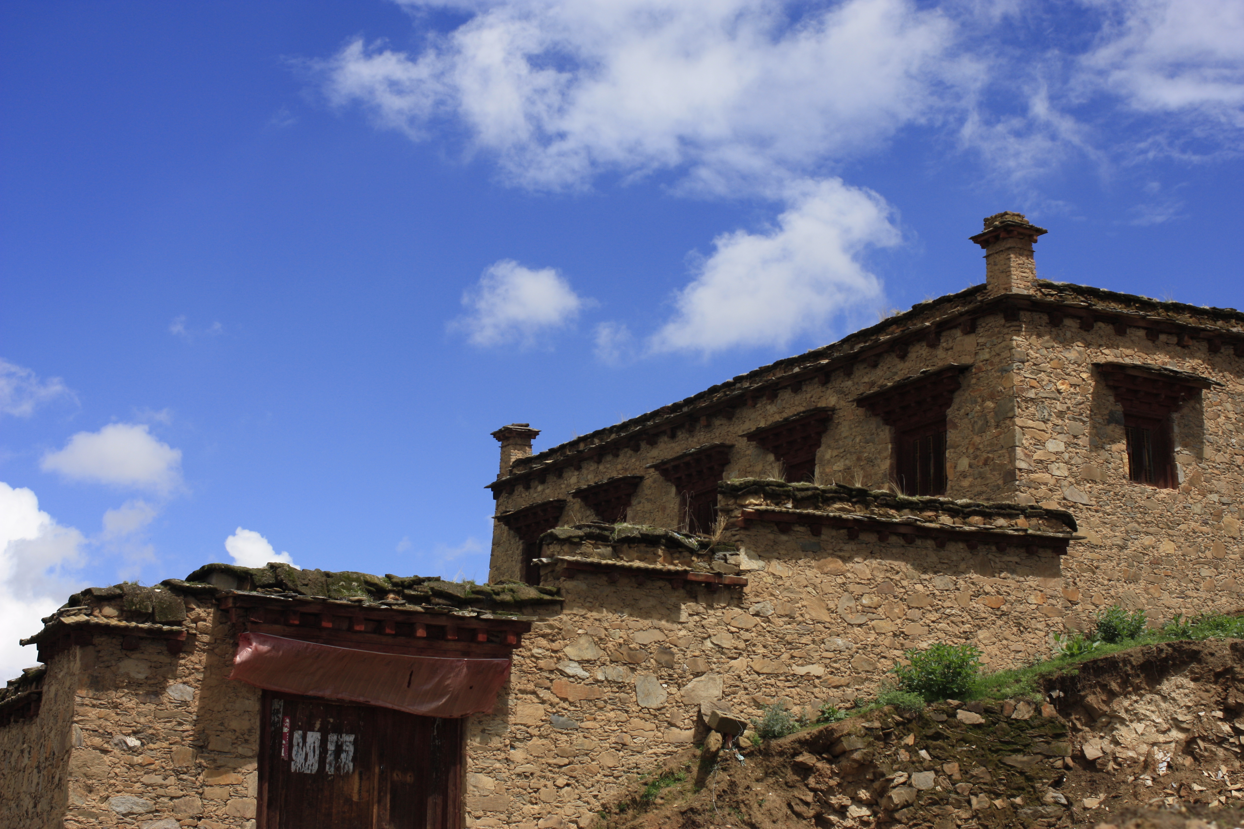 旅游回忆十二世界高城理塘