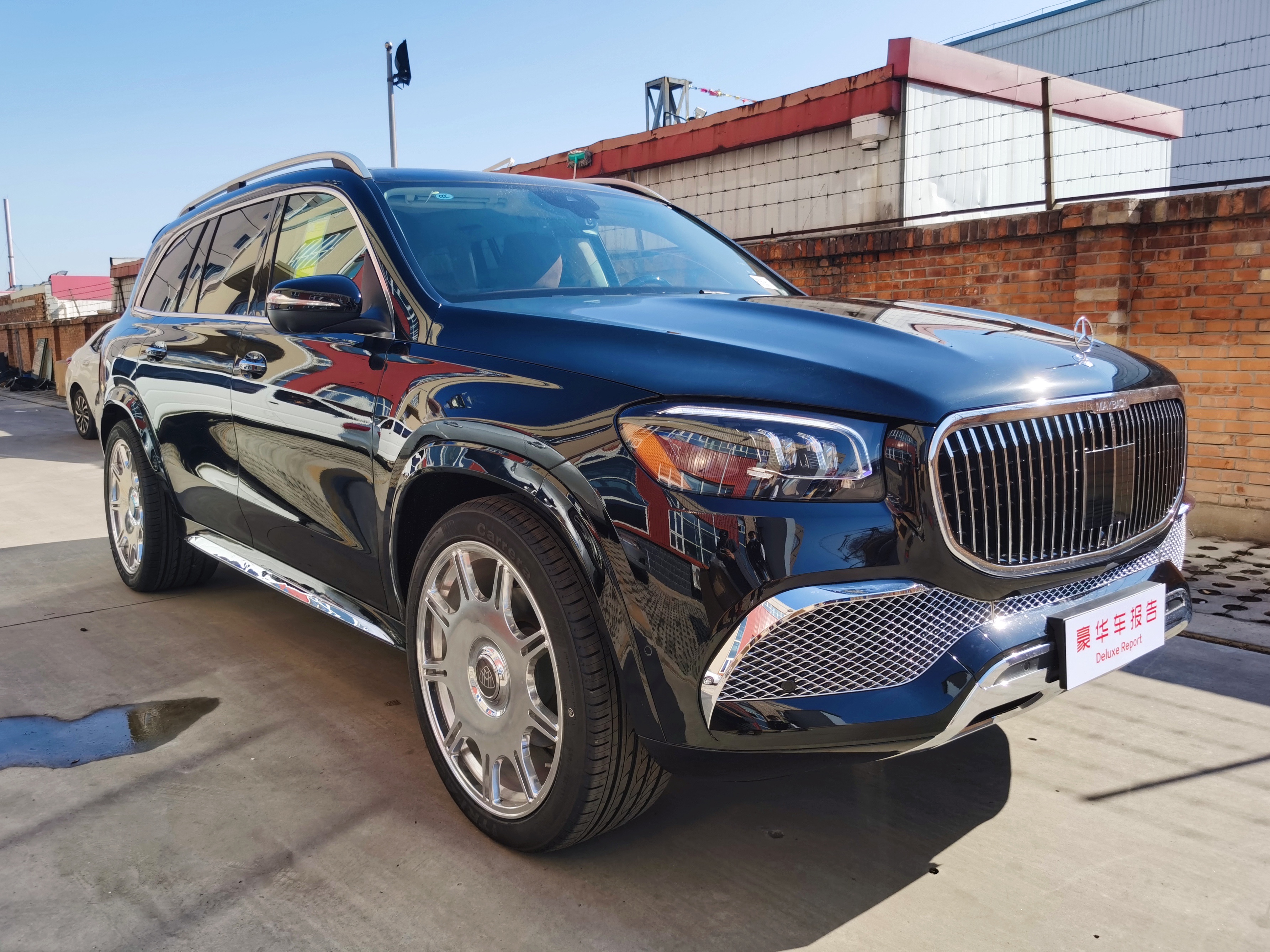 一台平行进口版奔驰gls450,如何秒变400多万的迈巴赫gls600?