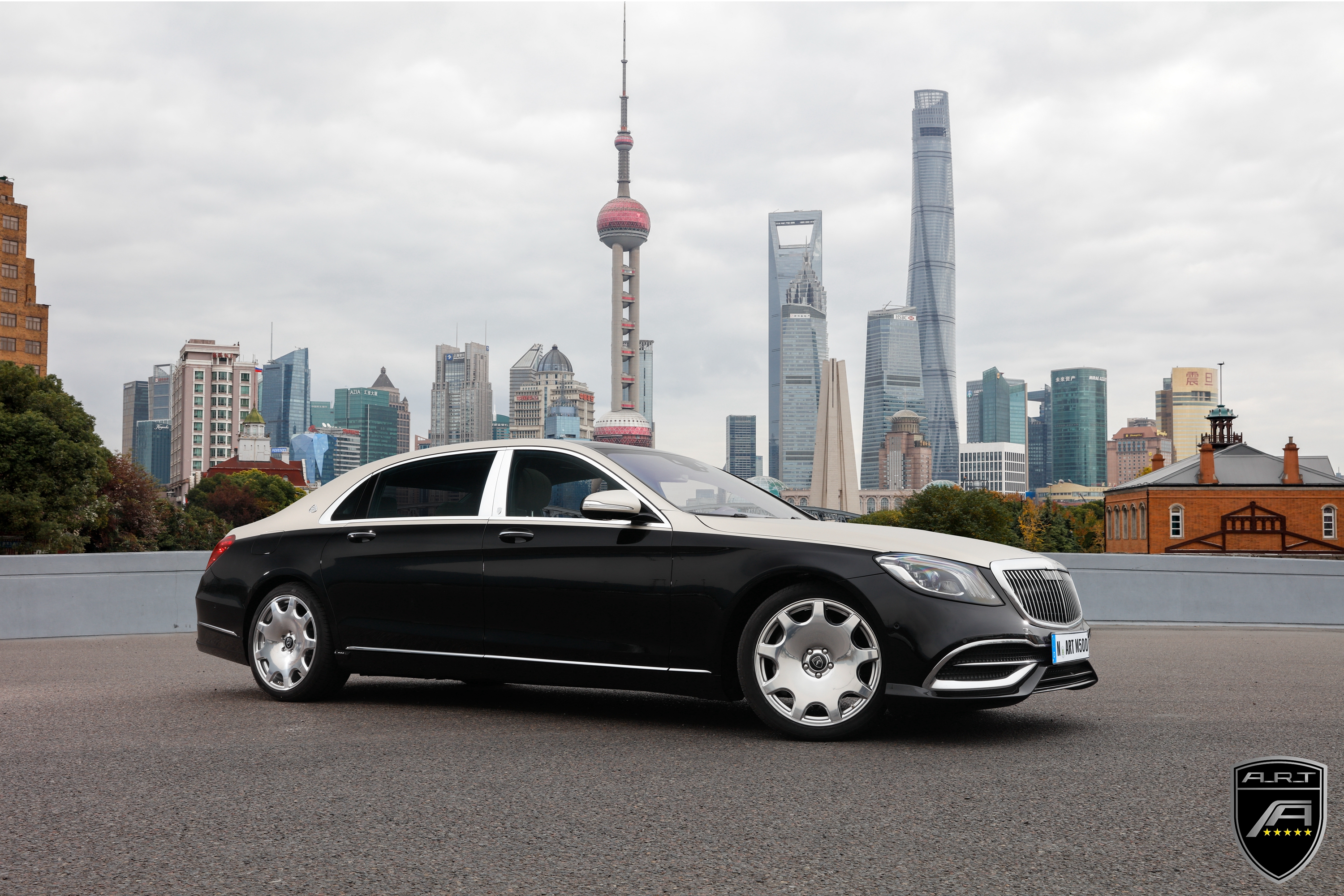 你会选奔驰迈巴赫s450还是gls500?