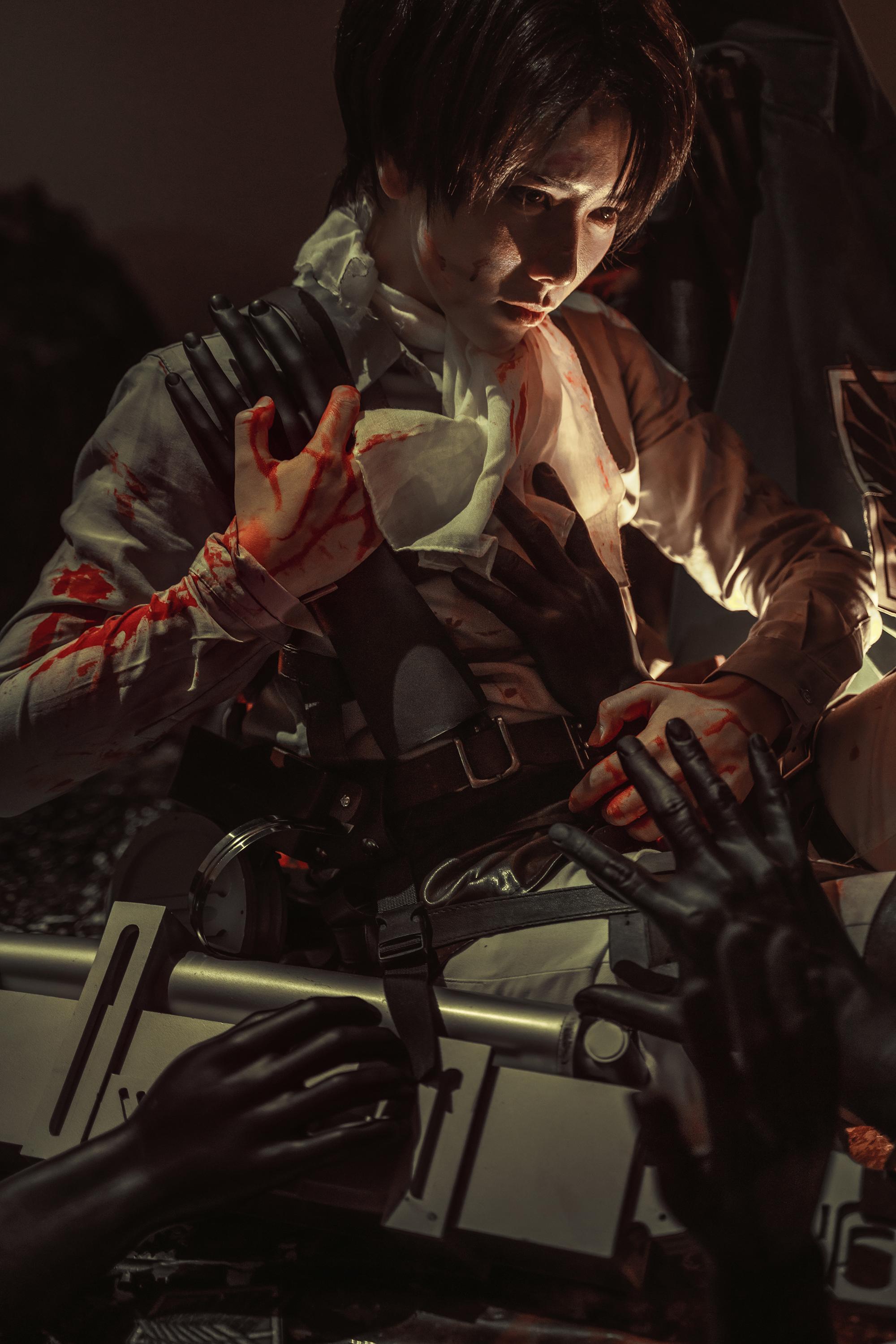 《进击的巨人》利威尔·阿克曼cosplay - acfun弹幕视频网 - 认真你就