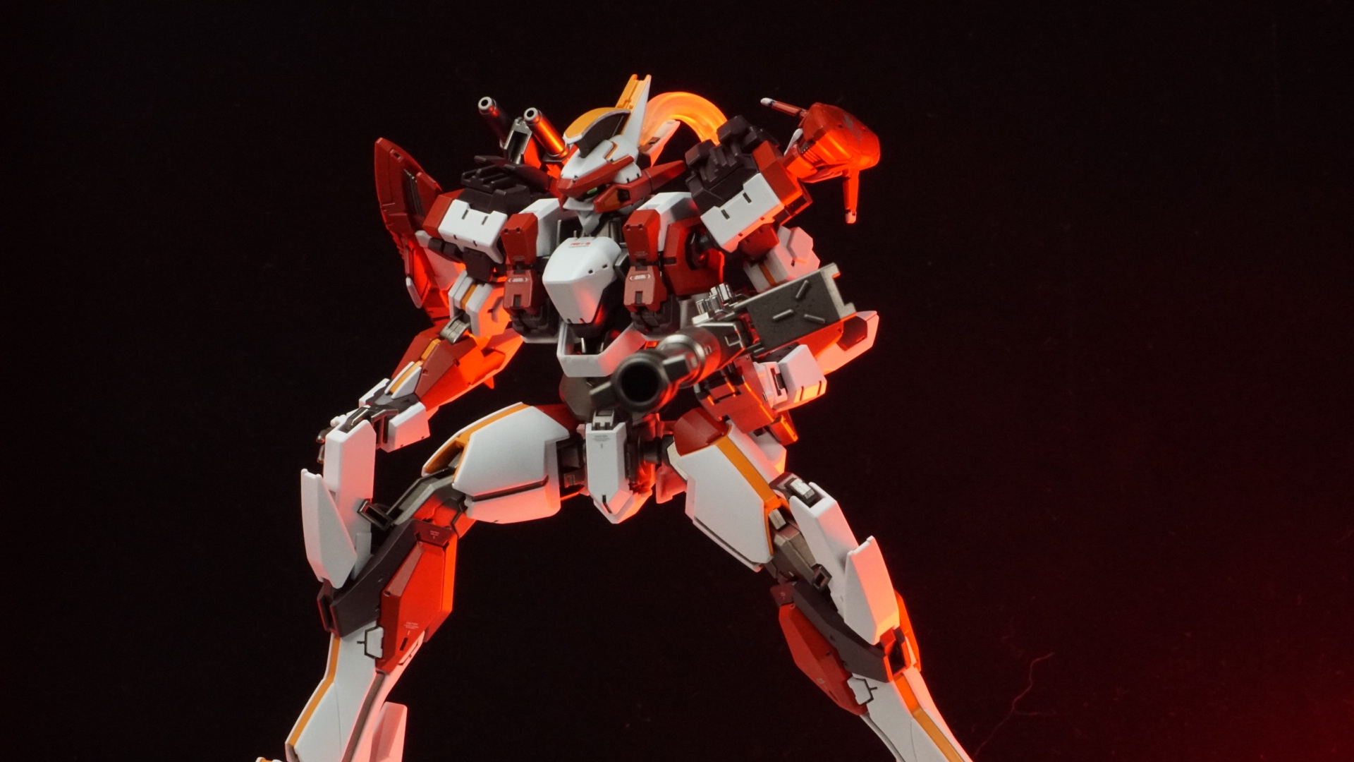 盘胶鸭万代hg全金属狂潮烈焰魔剑简单分享