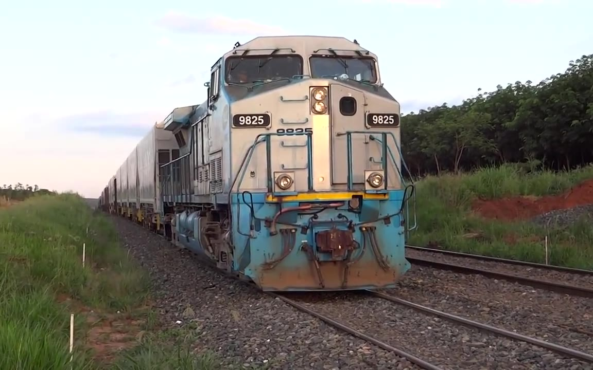 【世界铁路】巴西ferrovia norte do brasil铁路公司的重载列车