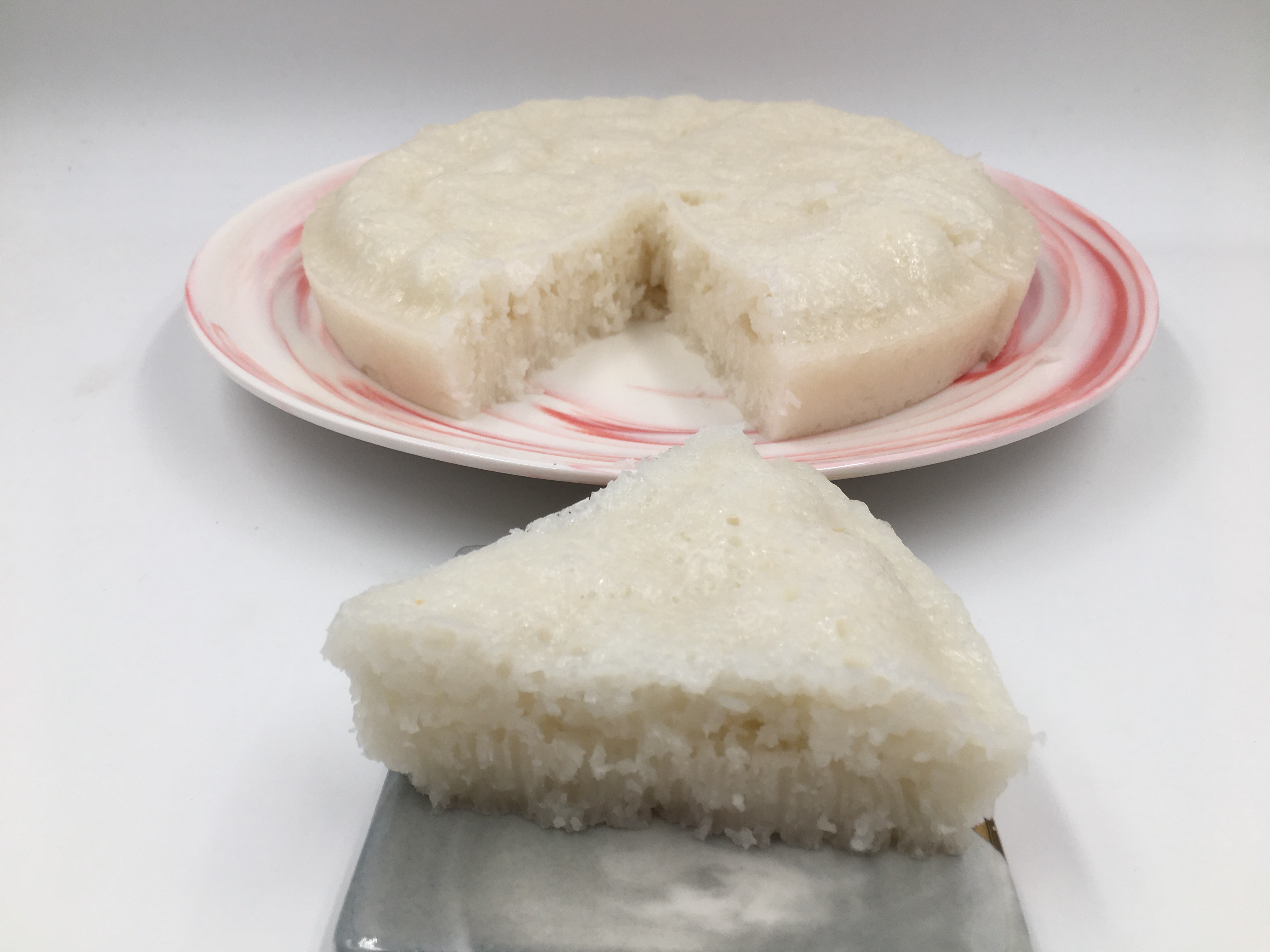 广式白糖糕,材料简单口感醇香,爽口不粘牙,有一种独特的香味.