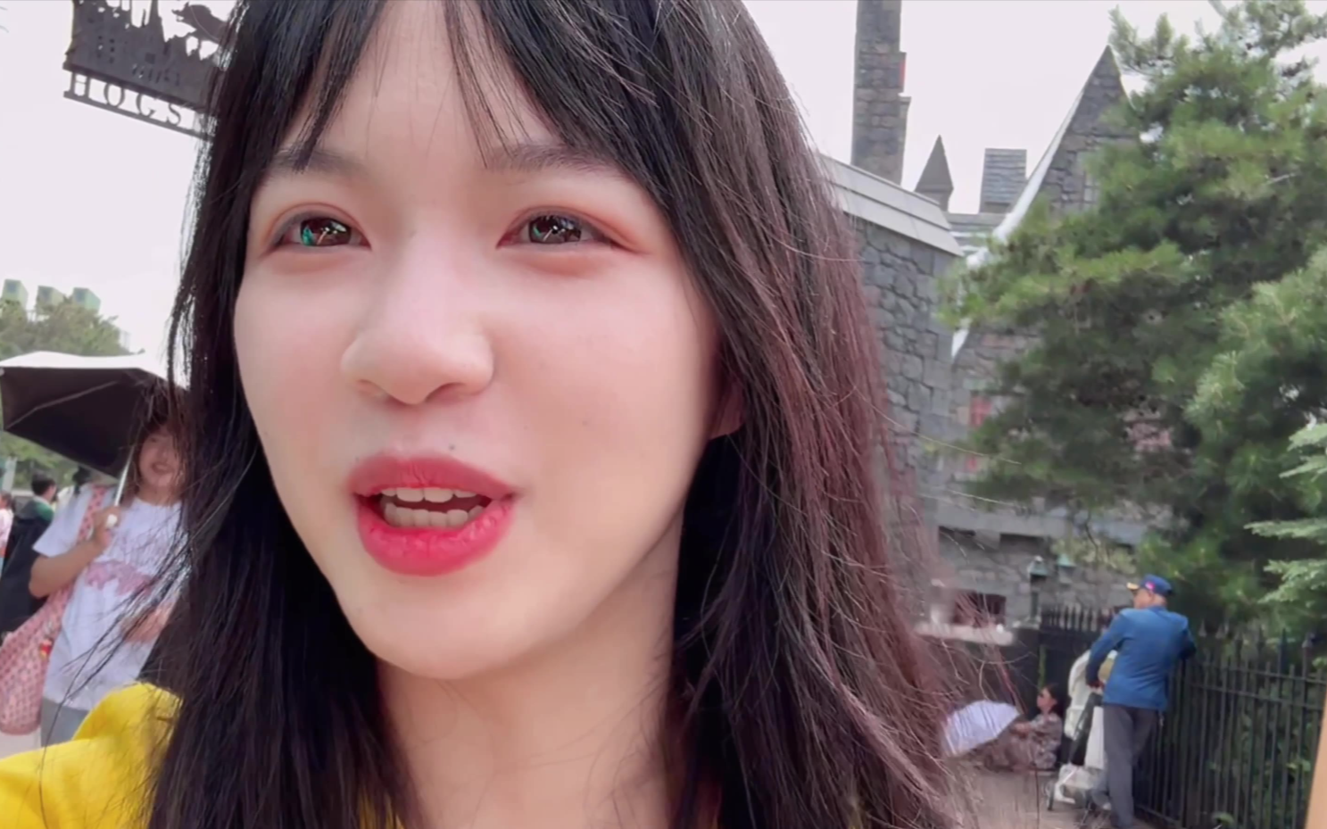 人类发明游乐园，应该是为了快乐吧？