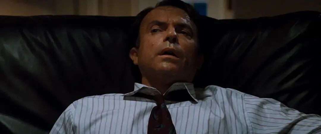 最好的克苏鲁恐怖片,感受未知的恐惧吧《战栗黑洞》