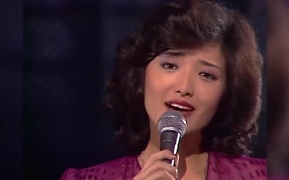 山口百惠 经典歌曲 さよならの向う側(1980年live)