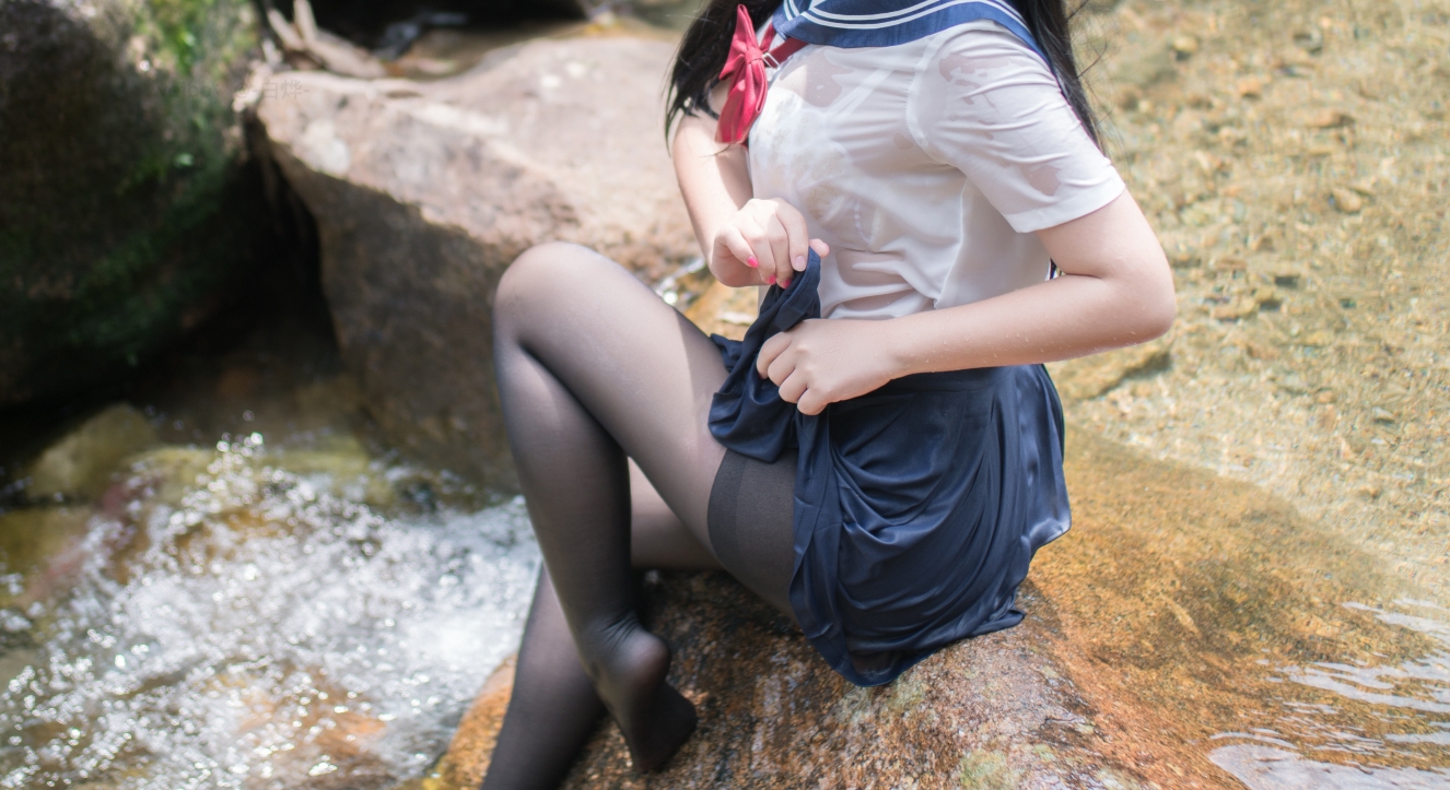 wc,这湿身诱惑?jk制服一下好涩