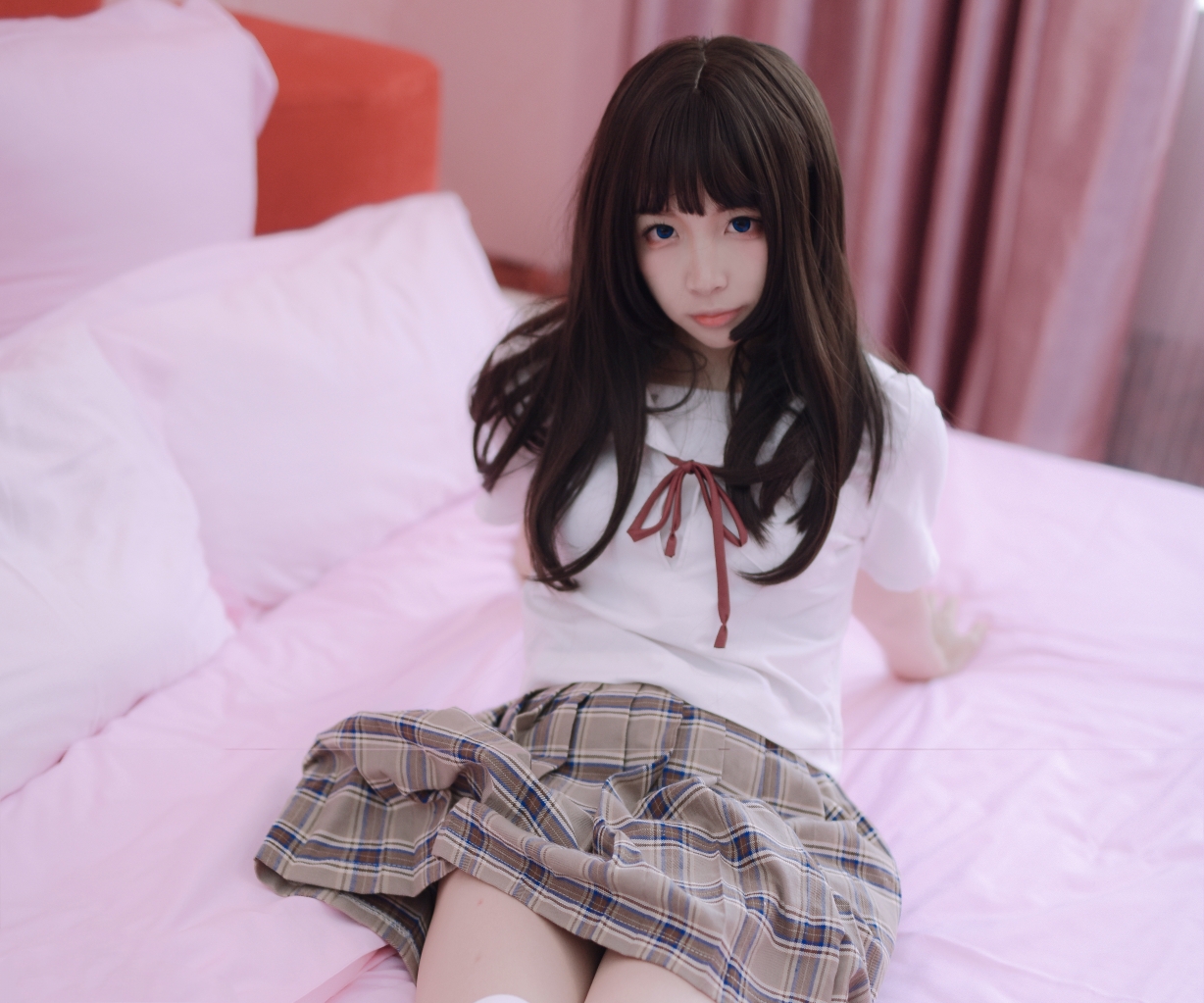 白丝足控福利︱学妹真是诡计多端～