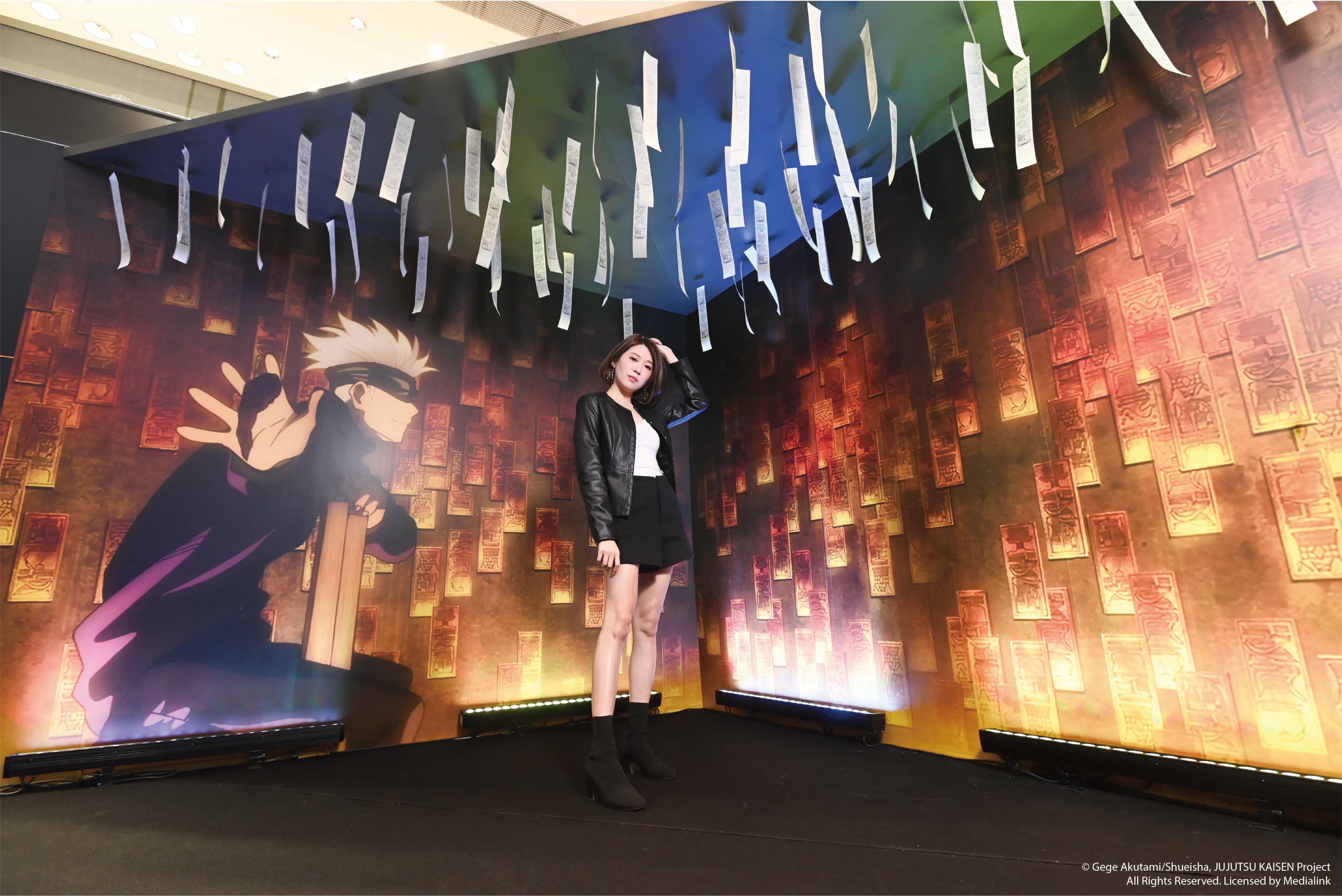 羚邦news 人气动漫 咒术回战 热潮席卷香港 特设1 1打卡墙神还原咒术场景