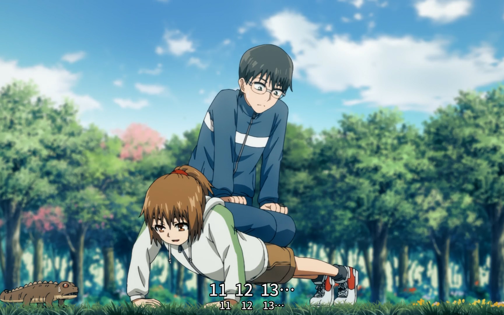 扛着男友做俯卧撑的美少女,你喜欢吗?