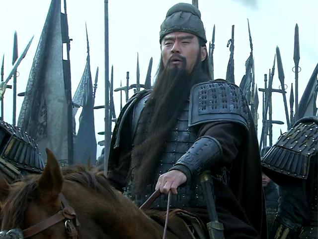 当时刘备刚刚取得益州不久,人心不稳,本来关张二人的去世已经对荆州派